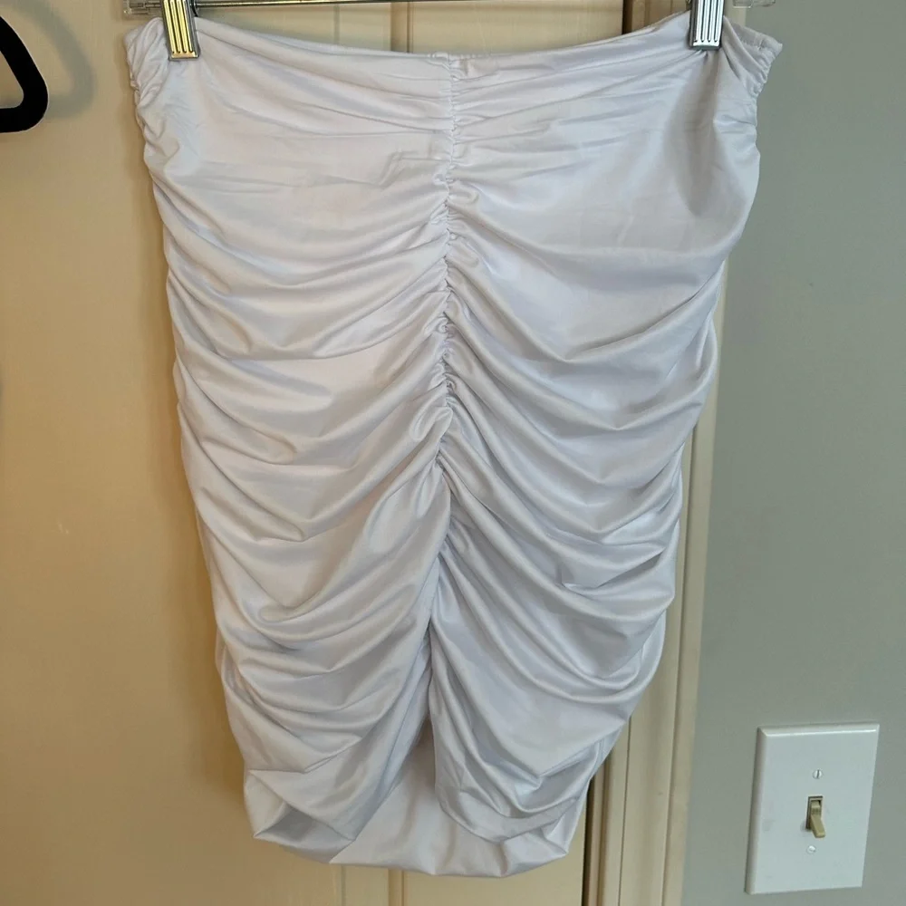 White two piece matching set dress - Picture 4 of 10